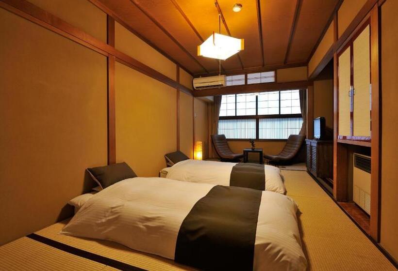 اتاق استاندارد با سرویس بهداشتی مشترک, Hida Takayama Hodakaso Yamano Iori