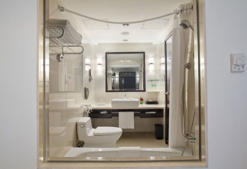 اتاق کلاب, Holiday Inn Macau, An Ihg