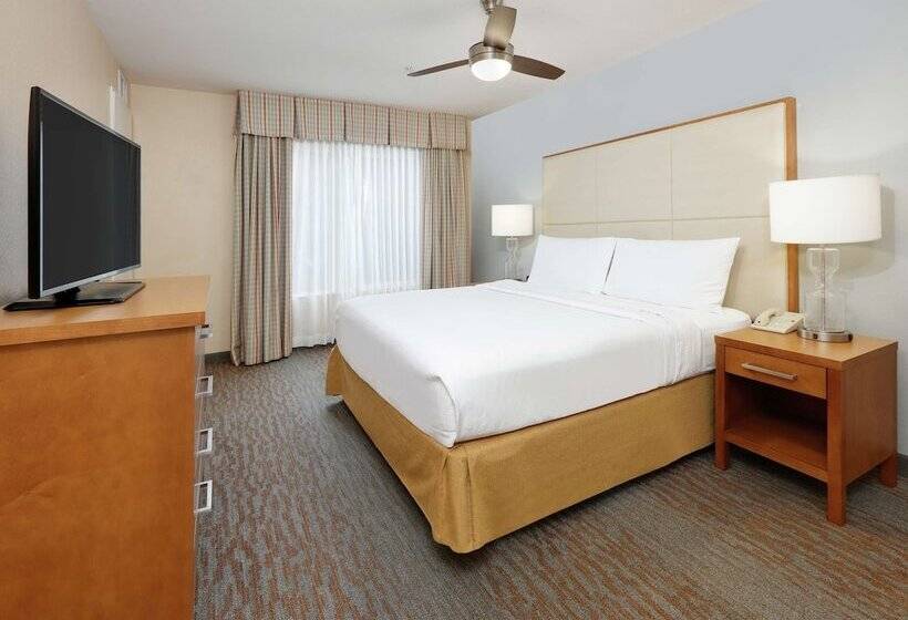 Suite 2 Dormitoare, Homewood Suites By Hilton San Diego Del Mar