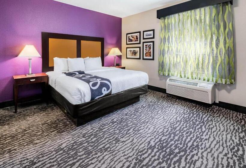 Номер Deluxe Кровать Кинг, La Quinta By Wyndham Dfw Airport West   Bedford