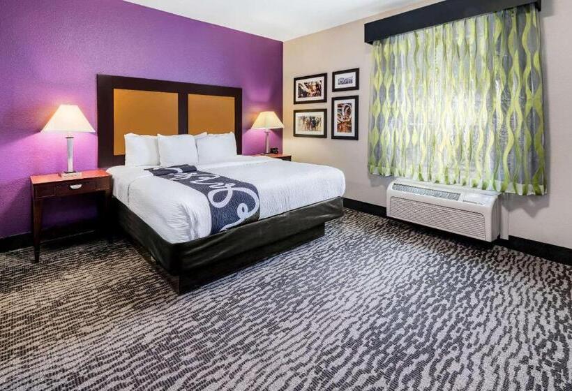 Люкс Deluxe Кровать Кинг, La Quinta By Wyndham Dfw Airport West   Bedford