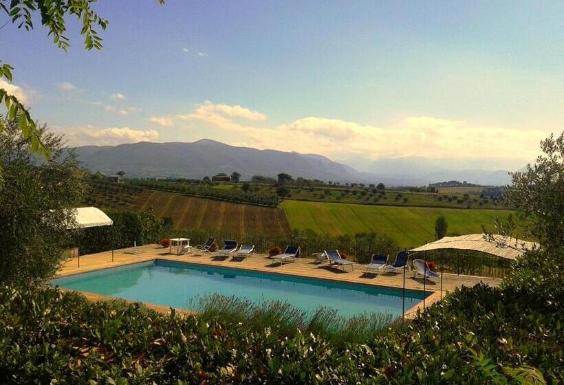 Апартаменты 3 Спальни, Marco & Andrea Agriturismo