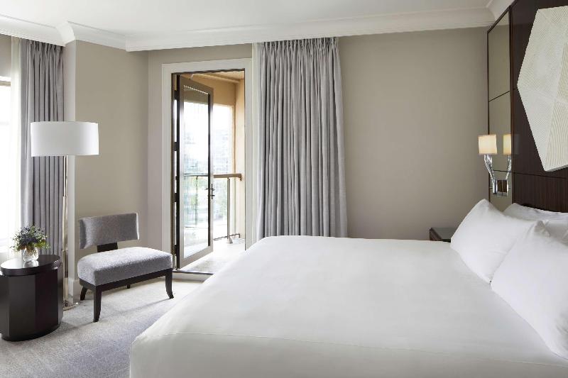 Люкс Кровать Кинг, Waldorf Astoria Atlanta Buckhead