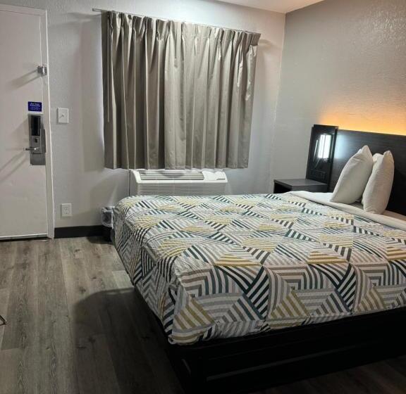 חדר סטנדרט מותאם לאדם עם מוגבלויות, Motel 6 Bradenton, Fl