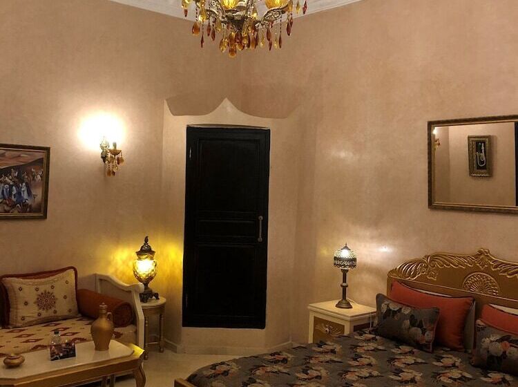 스탠다드 룸, Riad Soleil D'Orient