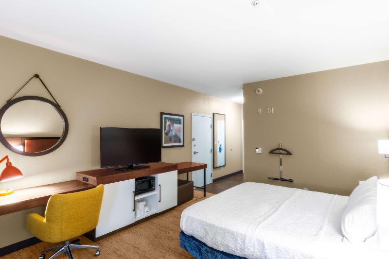 Стандартный Номер Кровать Кинг, Hampton Inn Laramie