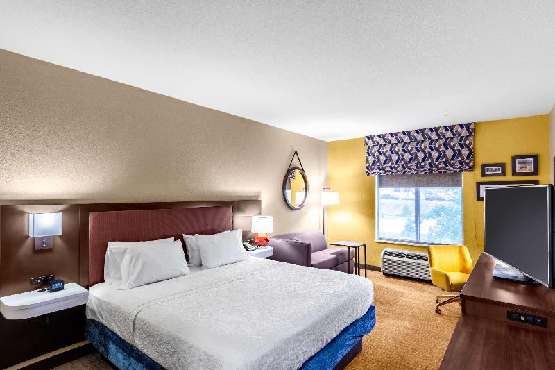 Стандартный Номер Кровать Кинг, Hampton Inn Laramie