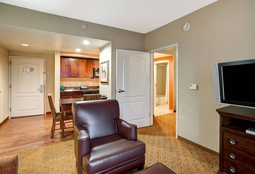 适合残疾人士使用的套间, Homewood Suites Fredericksburg