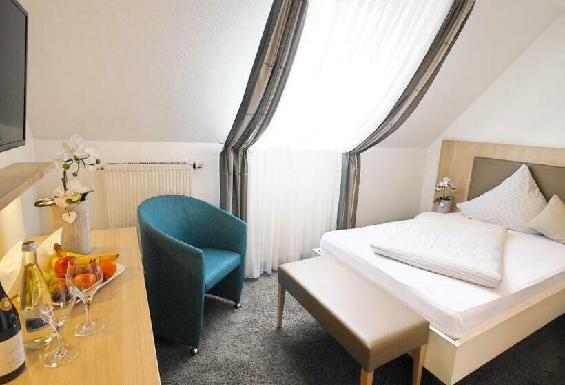 Номер Стандарт Индивидуальный, Kohlers Hotel Engel