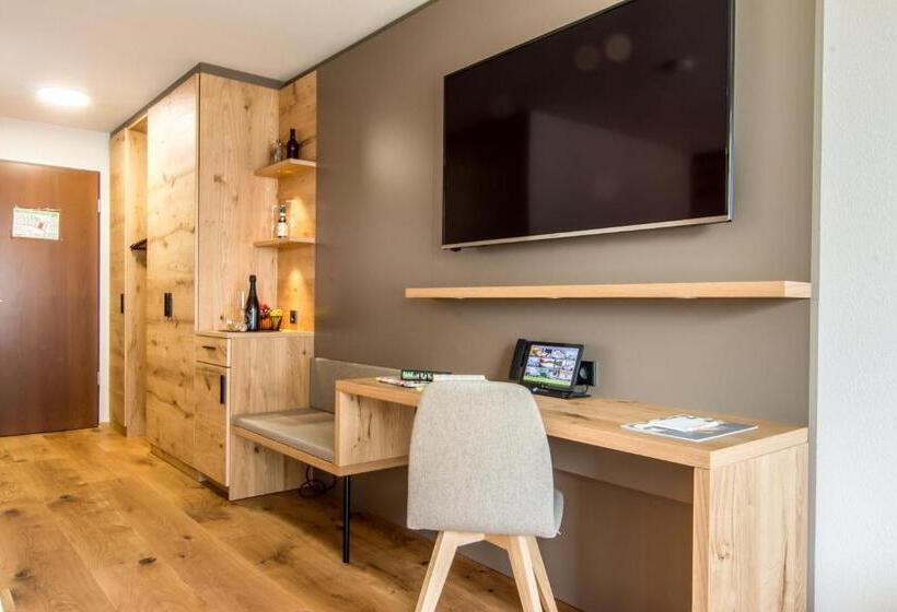 컴포트 룸, Wirthshof Hotel & Chalets