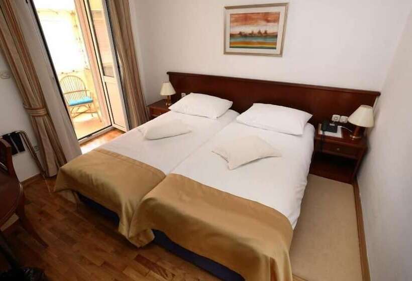 스탠다드 룸, Heritage Hotel Vila Sikaa