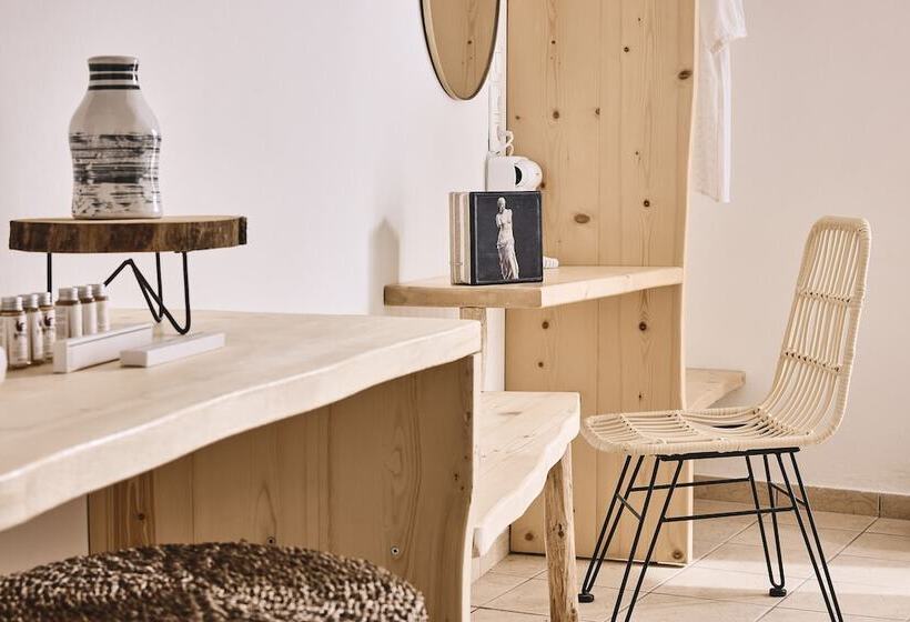 Quarto Comfort, Capetan Giorgantas
