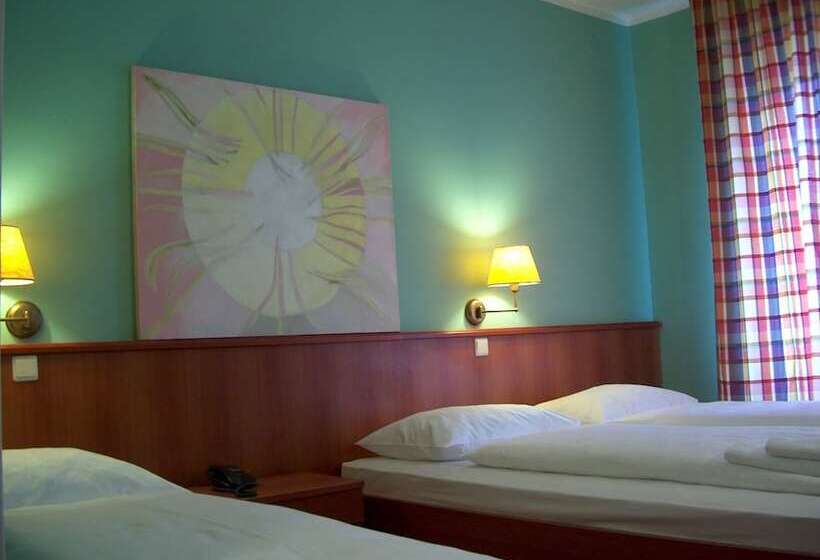Quarto Triplo Estandar, Risnjak
