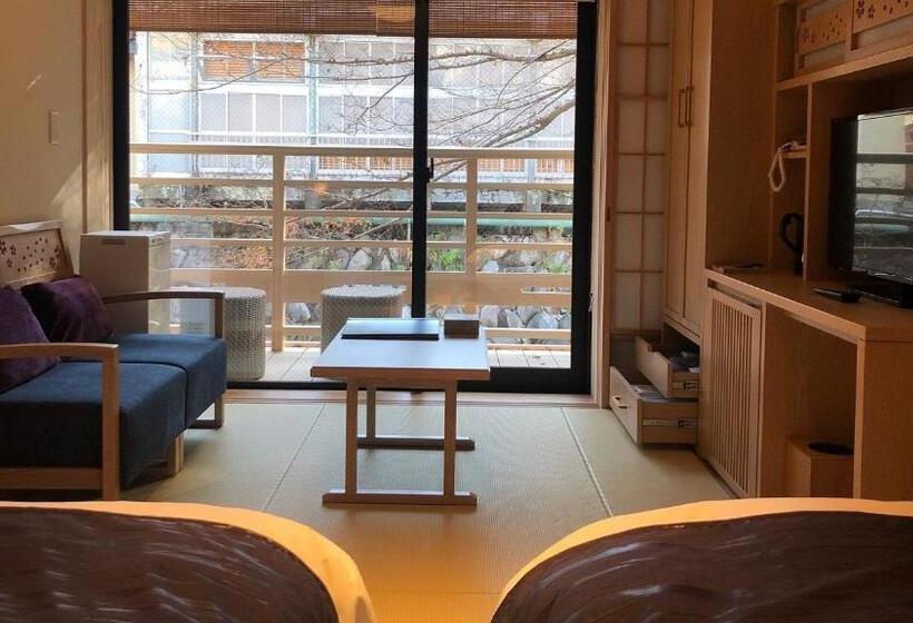 Standardzimmer mit Terrasse, Yukairo Kikuya