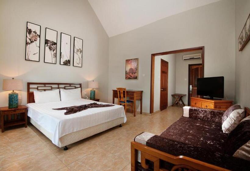 اتاق خانوادگی, Le Palmiste Resort & Spa