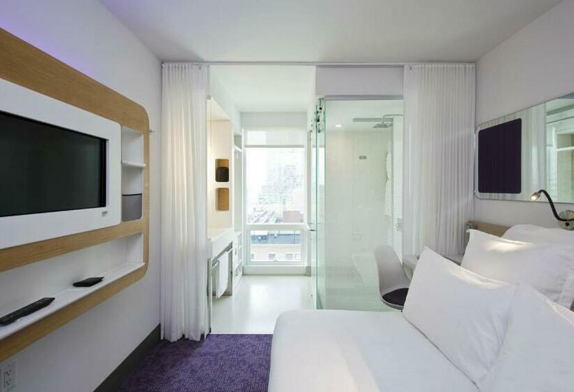 اتاق پرمیوم, Yotel New York Times Square