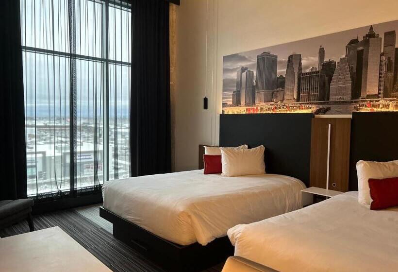Номер Deluxe, Grand Hotel Times Blainville Mirabel