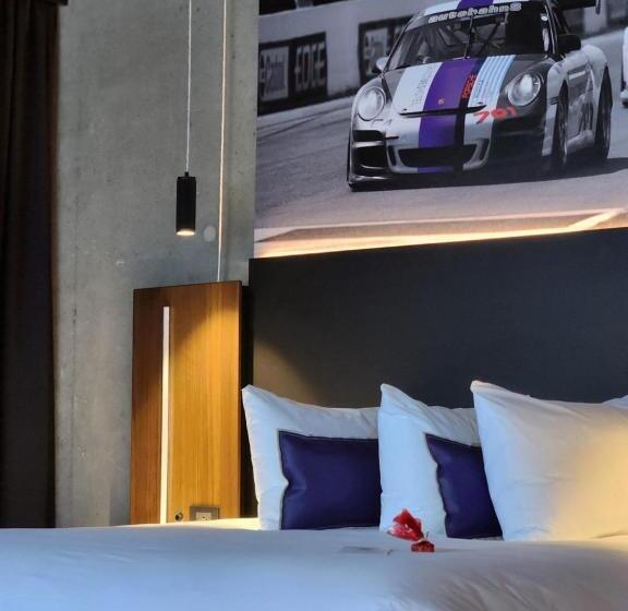 Люкс Superior, Grand Hotel Times Blainville Mirabel