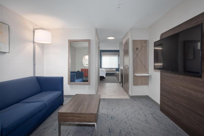 Люкс Кровать Кинг, Holiday Inn Express Hotel & Suites Grand Junction, An Ihg