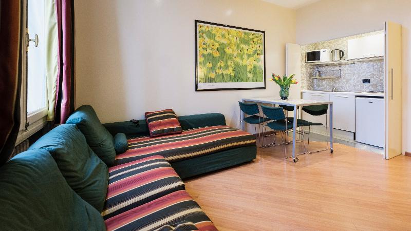 استودیوی استاندارد, Residence Sacchi Apart