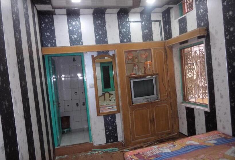 Номер Economy, Budget Hotel Ayodhya 87