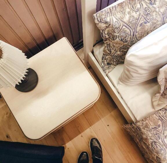标准间, Chalet Blanc