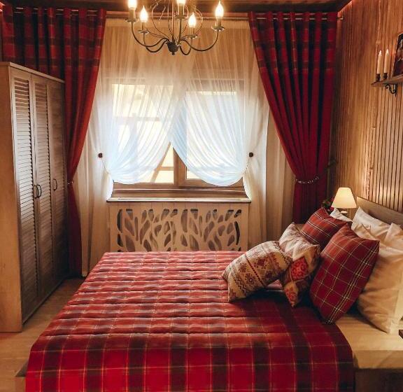 家庭间, Chalet Blanc
