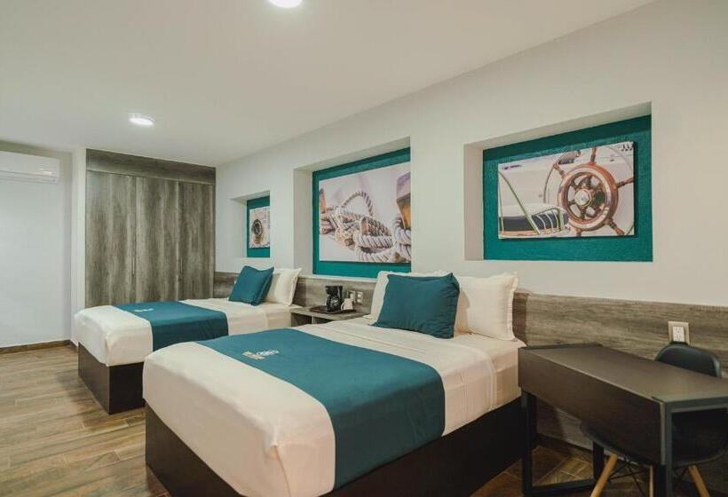 デラックスルーム, Real Naviero Hotel Ejecutivo