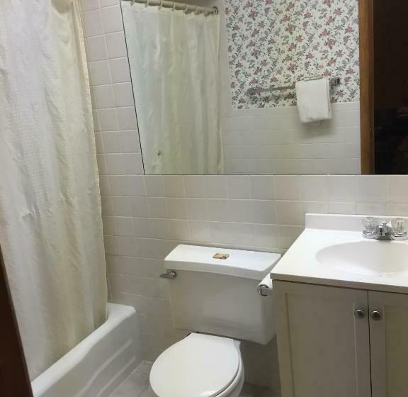 스탠다드 룸, Budget Inn   Cambridge