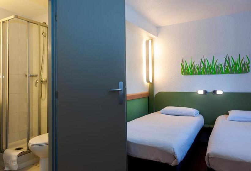 Номер Стандарт Трехместный, Sure Hotel By Best Western Nimes Est
