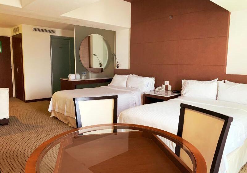 Suíte Júnior, Bel Air Business Salamanca, Trademark By Wyndham