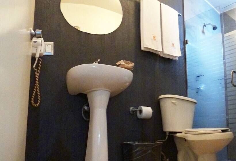 Habitació Estàndard, Expo Abastos