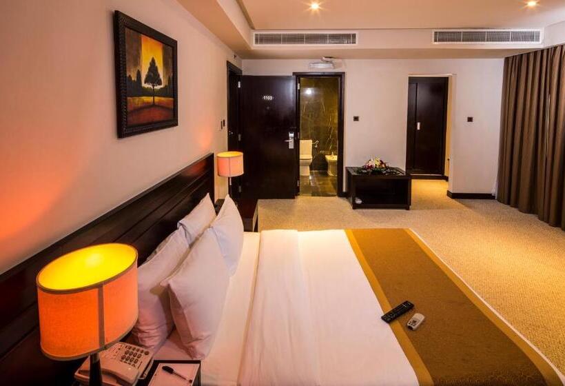 اتاق استاندارد با تخت بزرگ, Monroe Hotel & Suites