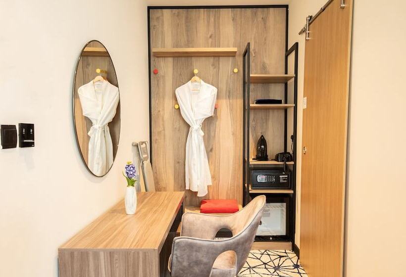 Президентский Люкс, Grand Kingsgate Jaddaf Waterfront Hotel By Millennium