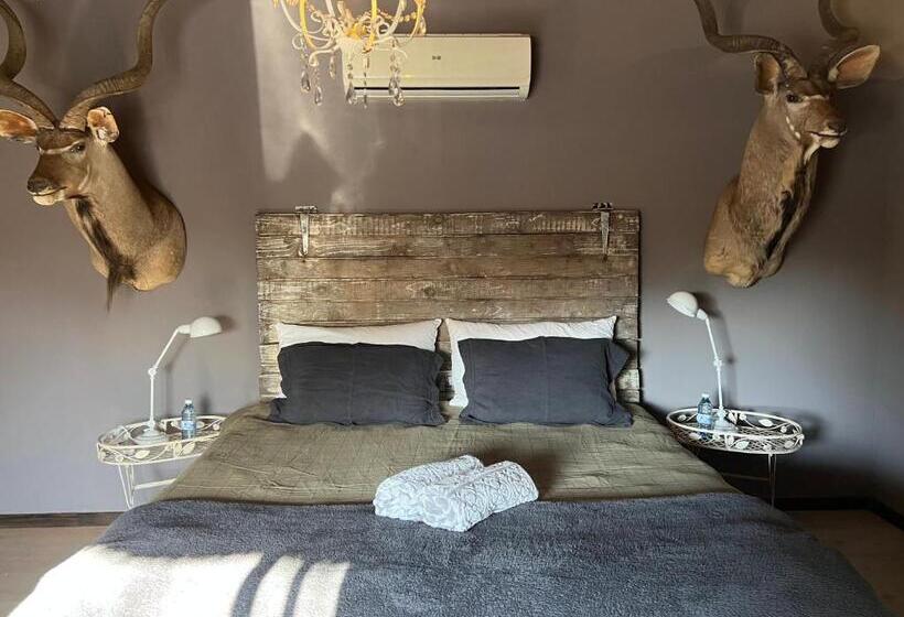 اتاق کلاس بیزنس, Simba Safaris African Pride Exotic Lodge