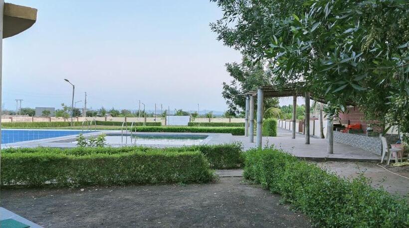 行政套房, Krishna Farm & Forest