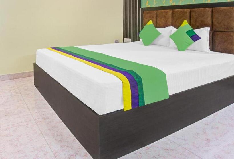 Номер Deluxe Кровать Кинг, Prem Residency
