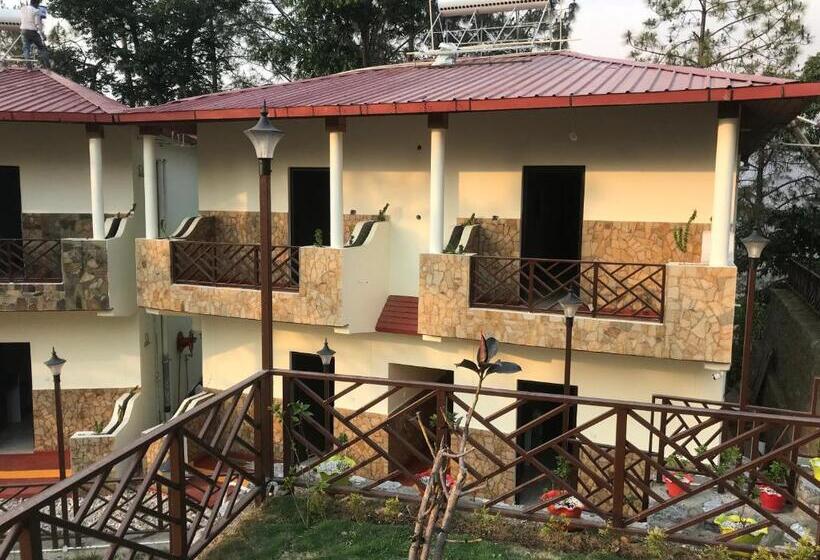 발코니 디럭스 룸, Boros Resorts Binsar