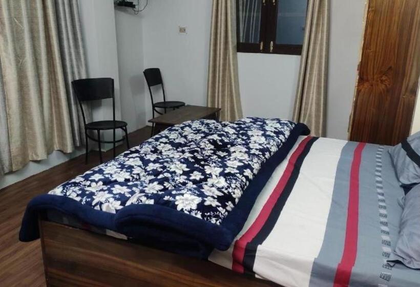 Номер Стандарт с Балконом, Kailash View Sarahan