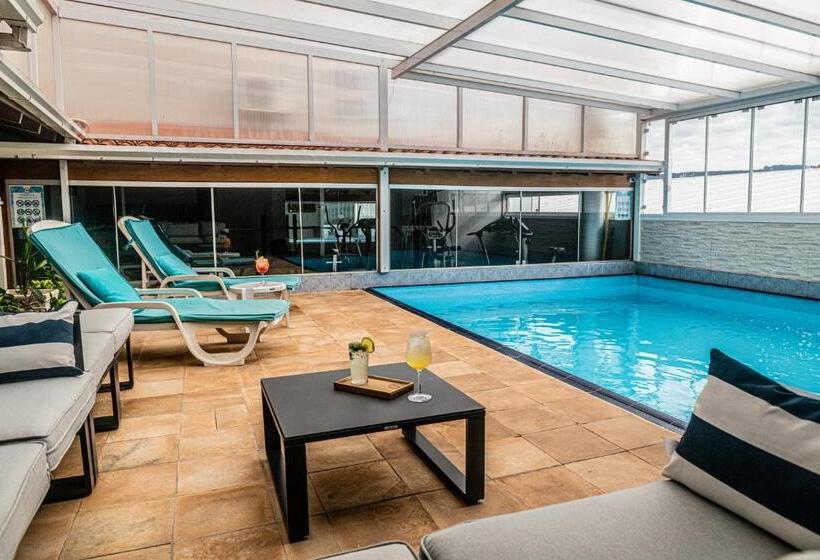 4인용 스탠다드 룸, Fika Residence