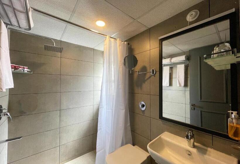 Номер Deluxe, Lords Eco Inn Belagavi