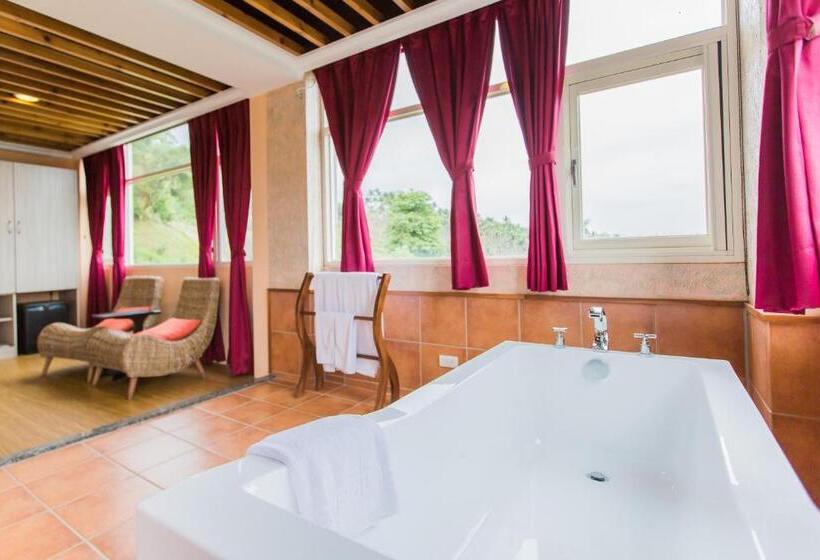 اتاق لوکس, Sun Hola Villa