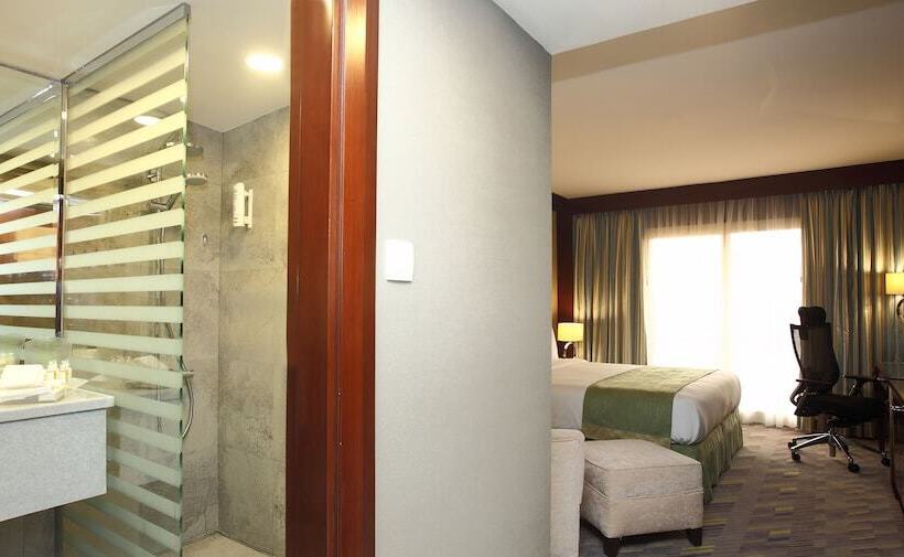 Suíte, Holiday Inn Al Khobar   Corniche, An Ihg