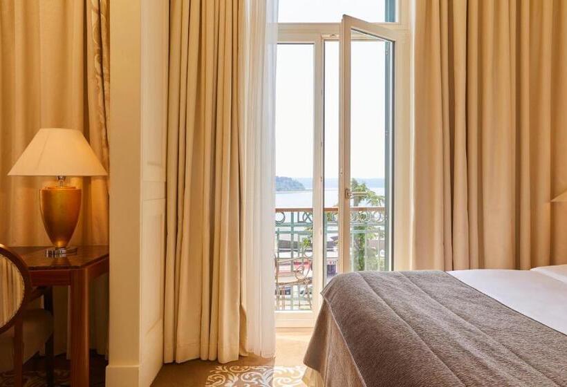 اتاق سوپریور با چشم‌انداز دریا, Kempinski Palace Portorož