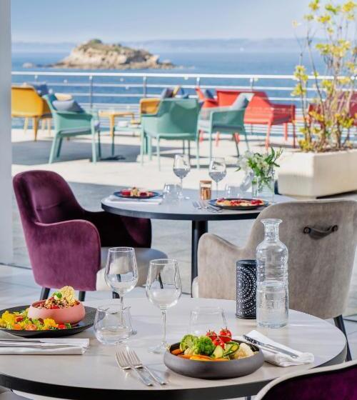 Четырехместный Номер Стандарт, Hôtel Valdys Thalasso & Spa   L Escale Marine