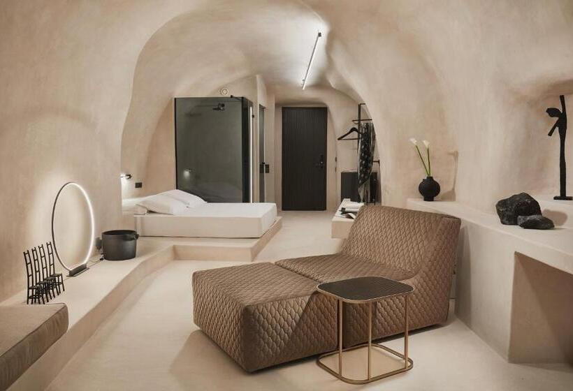 Suite avec Vues, Divine Cave Experience