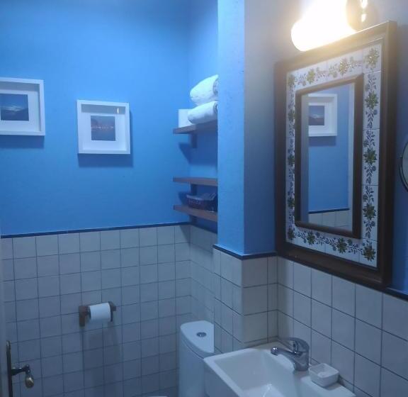 اتاق استاندارد با تخت بزرگ, Hostal La Lluna