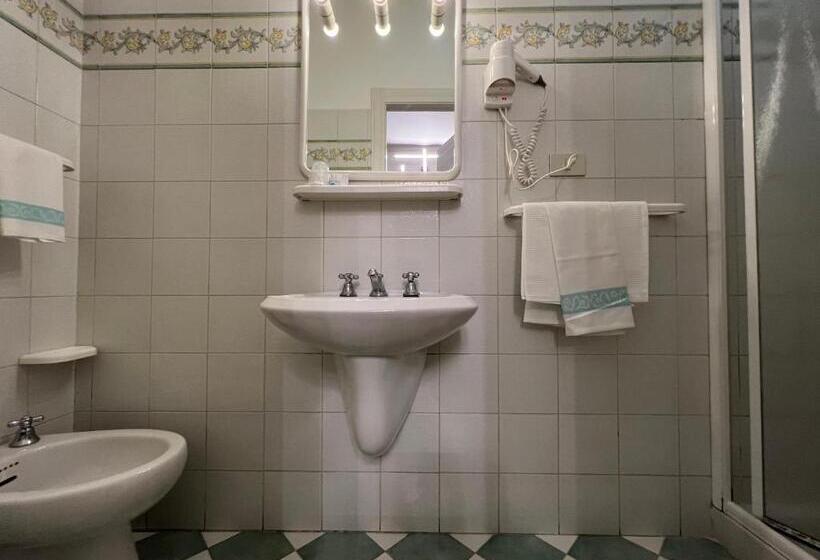 اتاق استاندارد یک نفره, Villa Primavera