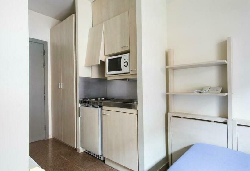 ベーシックルーム, Residencia Universitaria Blas De Otero