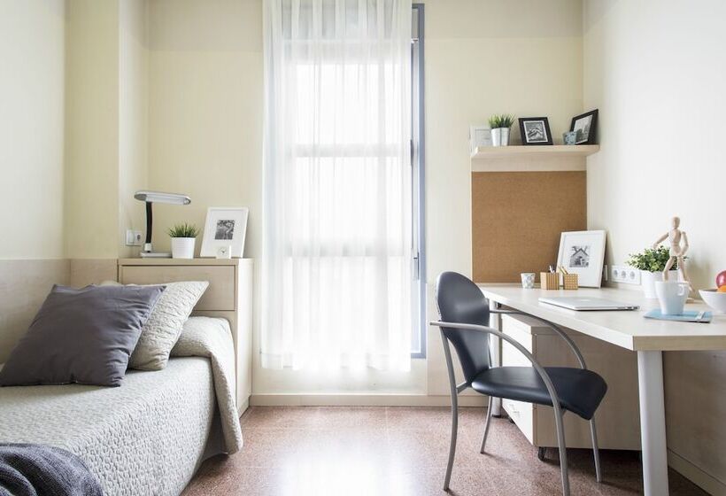 标准工作室, Residencia Universitaria Blas De Otero